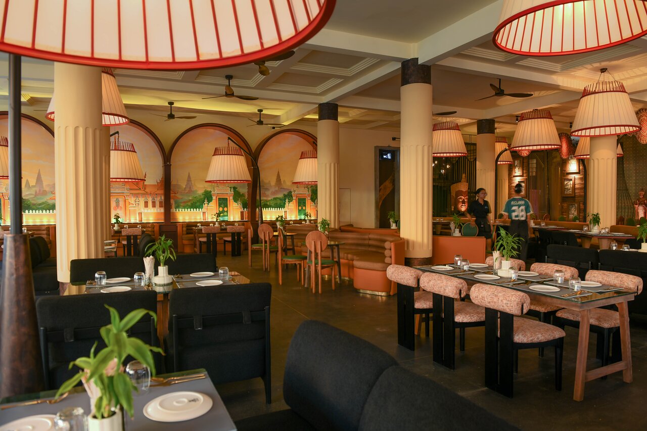 Amara Dining Pub Street