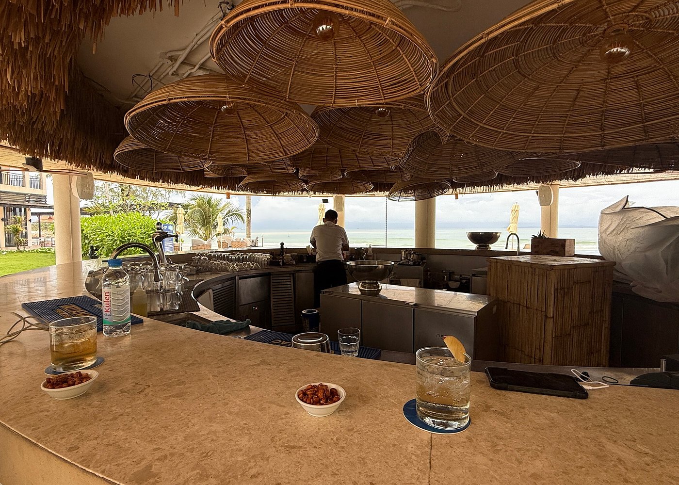 Aqua Bar & Grill photo 3