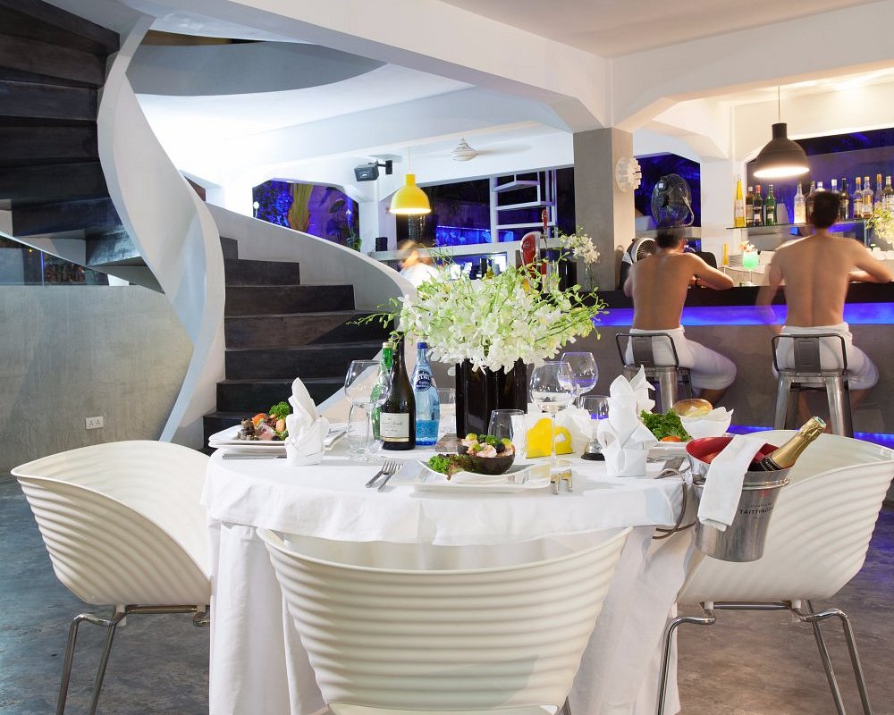Arthur & Paul restaurant photo 4