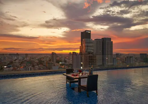 Aurora Sky Lounge, Bar, Healthy, Dining bars
