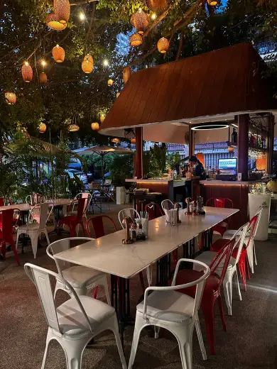 Bellini - Phnom Penh, Italian