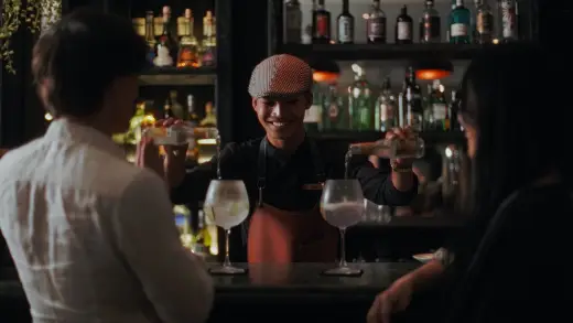 Bensley's Bar, Bar
