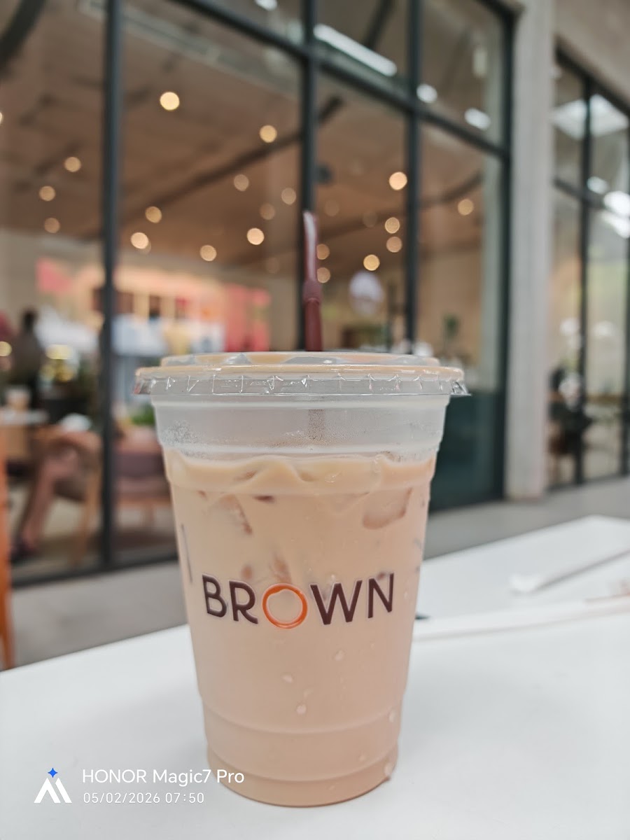 BROWN Coffee | Airport photo 5