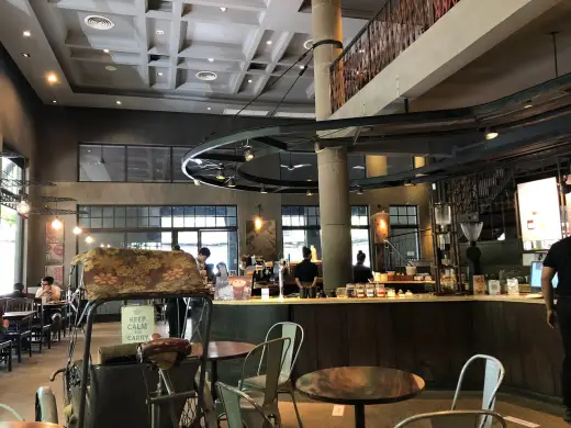Brown Roastery, Cafe