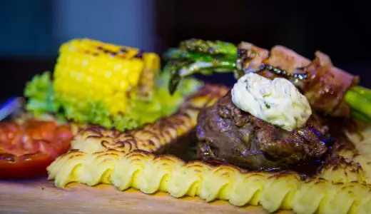 Cadillac Bar & Manhattan Lounge, Steakhouse, Bar, International, Grill, Scandinavian