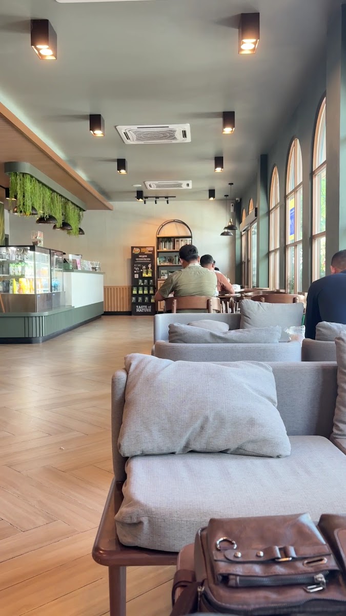 Cafe KINU - Peng Huoth Boeung Snor photo 2
