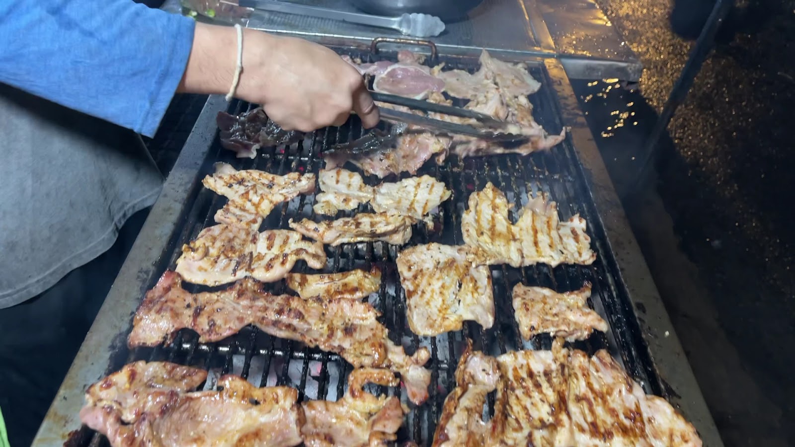 Cambodian Street Barbecue Stand(Hangbai Vimean Ekreach) photo 2