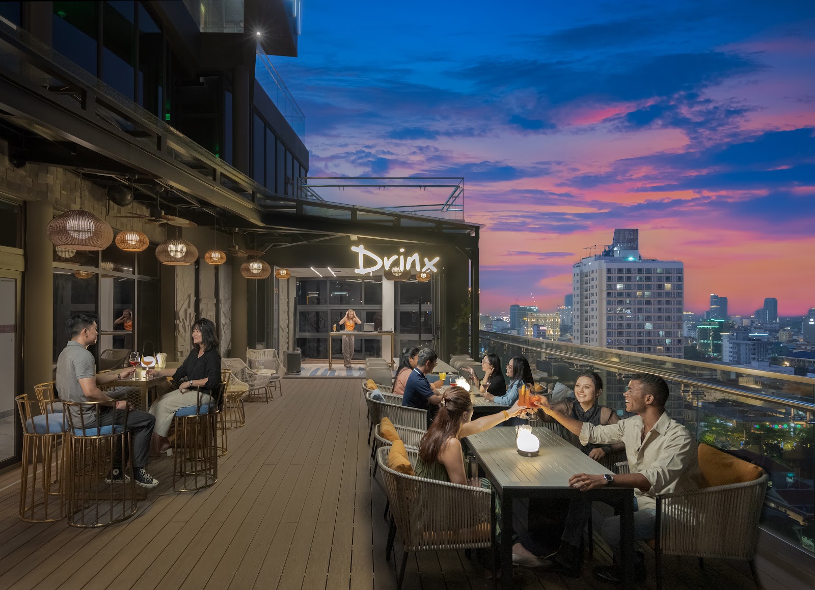 Caprilicious and Drinx Skybar photo 4