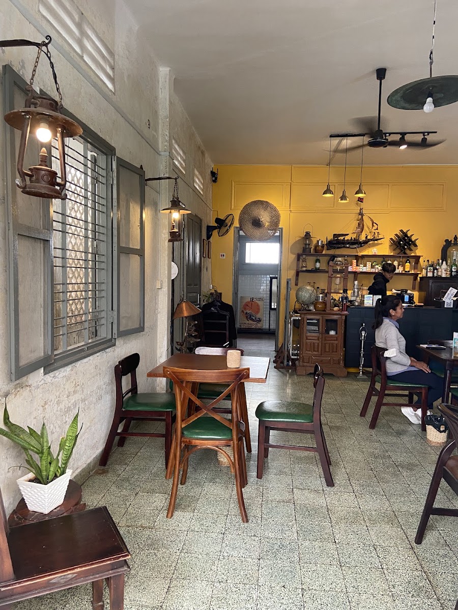 CHINGU Cafe Phnom Penh