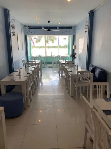 Daughters of Cambodia Visitor Centre Café, Cafe, Healthy