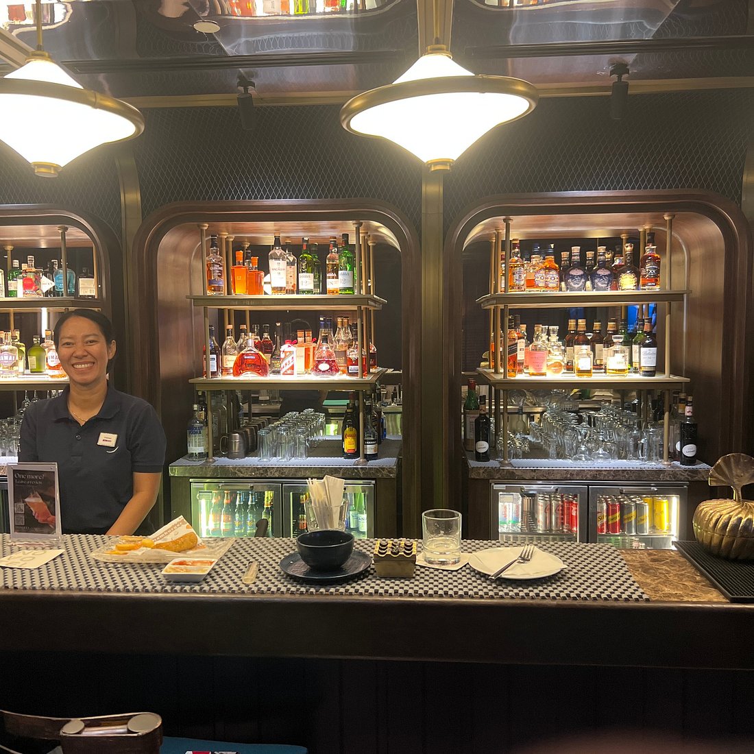 Domrei Bar & Cigar Lounge photo 3