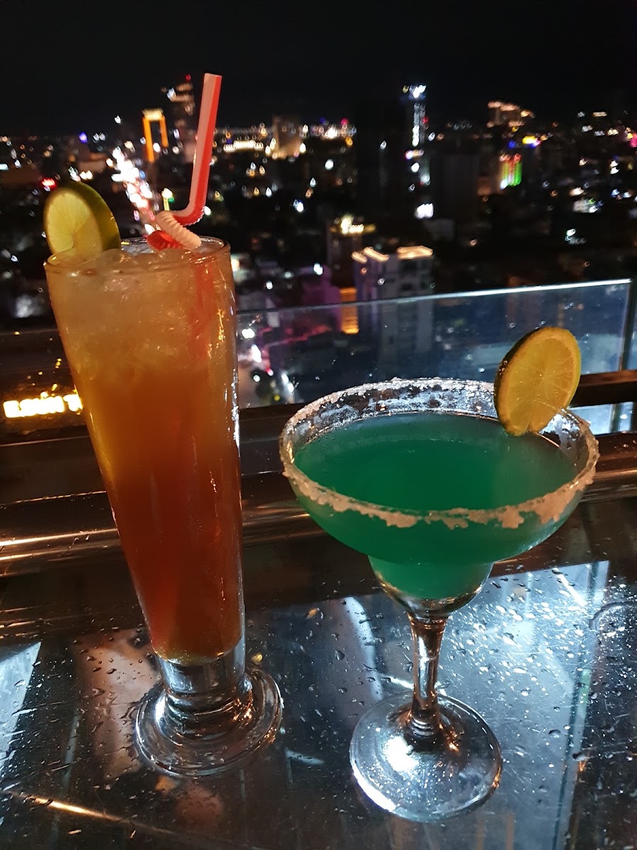Eclipse Sky Bar & Restaurant photo 3