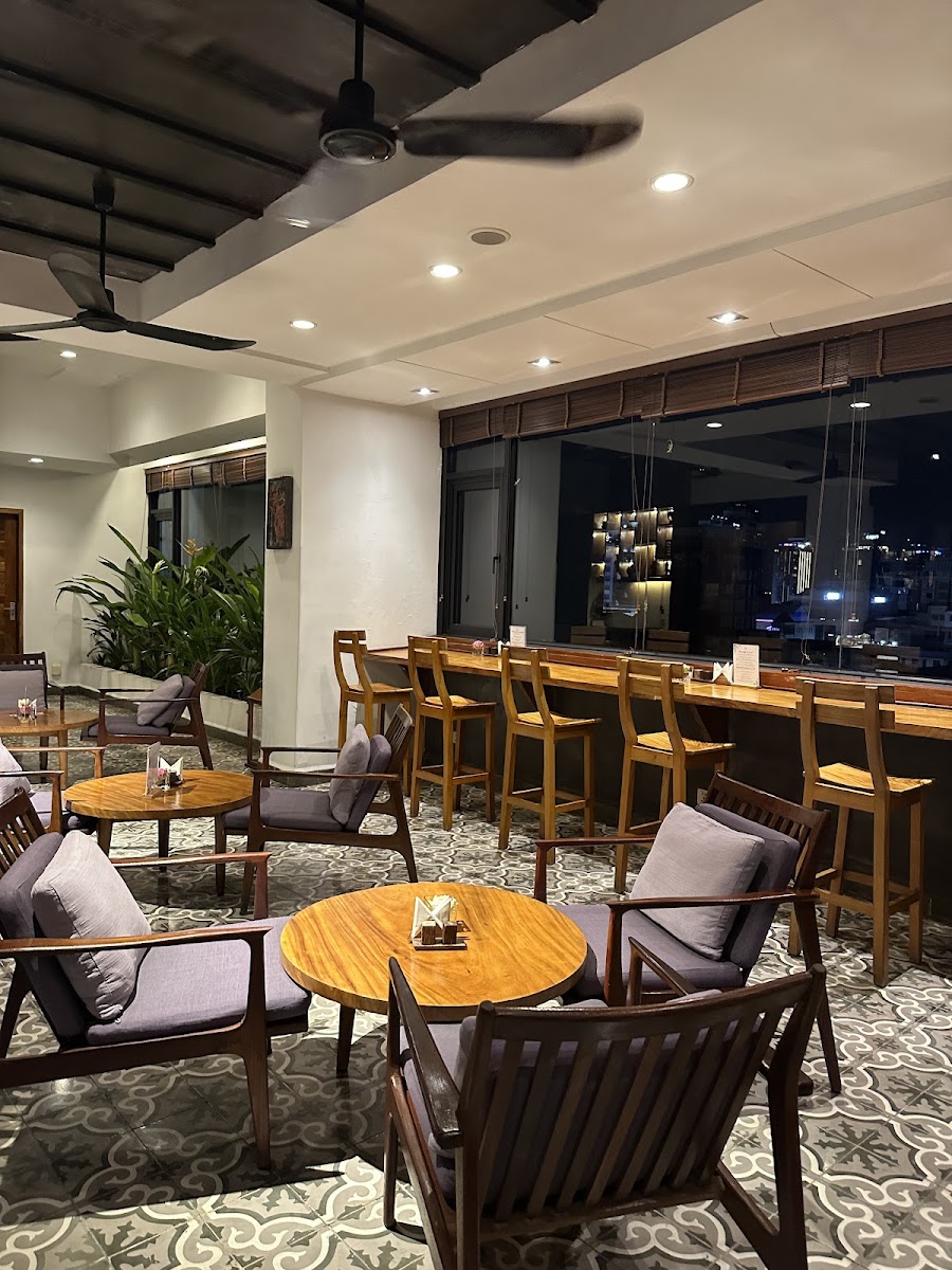Elephant Sky Bar
