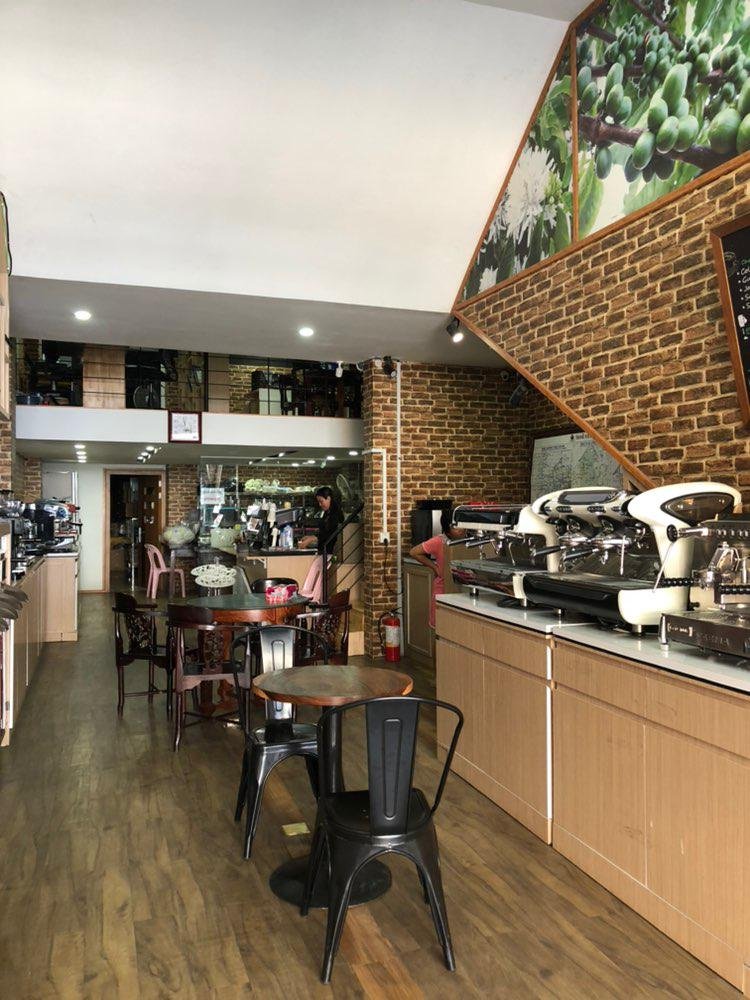 Founan Cafe and Coffee Rosters