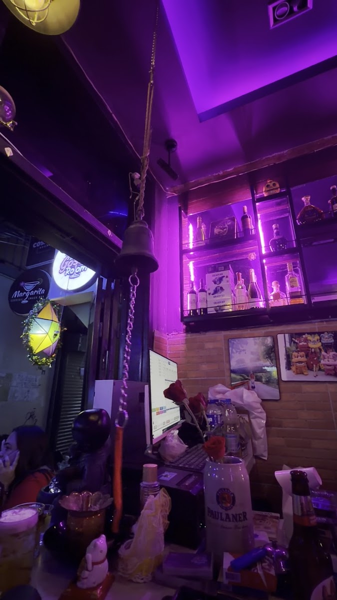 Gossip Room Phnom Penh (Bassac Lane Bar) photo 4