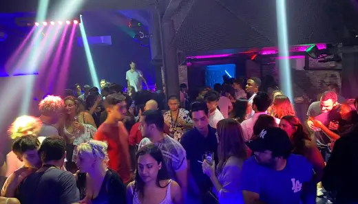 H Club, Nightclub / Lounge