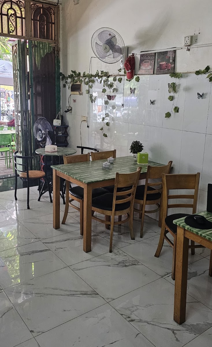 Jasmine's Breakfast Kitchen, Street 148, Number 134, Phnom Penh. photo 2