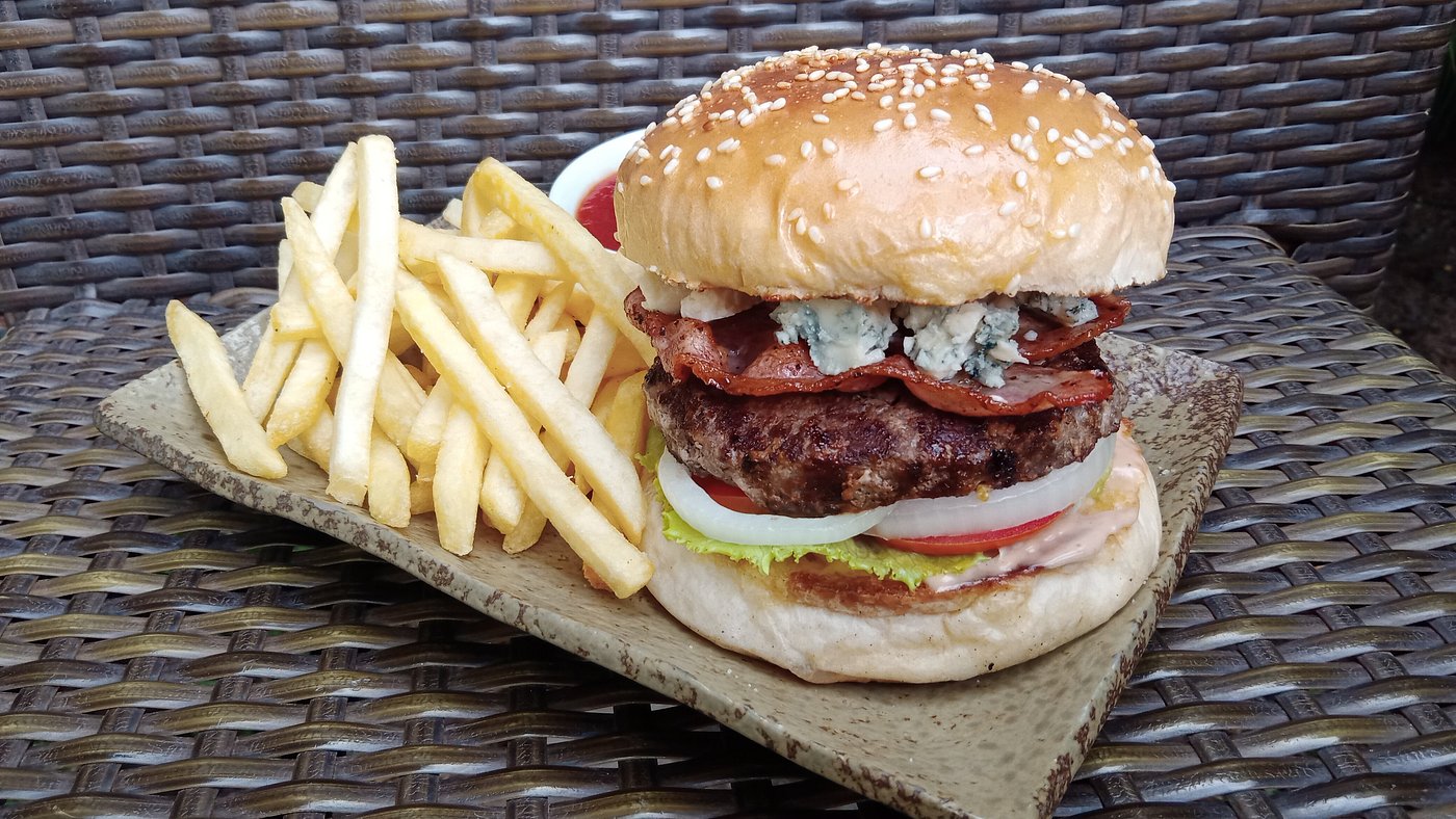 Joe's Burger Bar & Grill photo 2