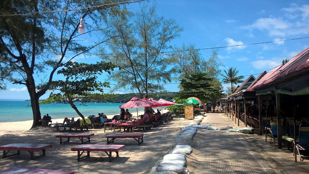Khin's Shack