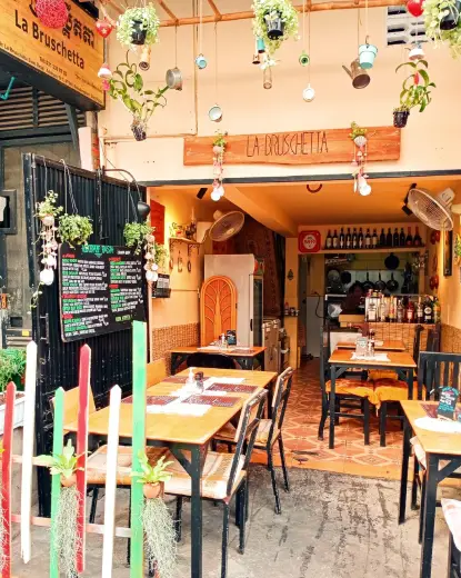 La Bruschetta Phnom Penh, Italian