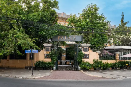 La Vie de Palais, French, European, Asian