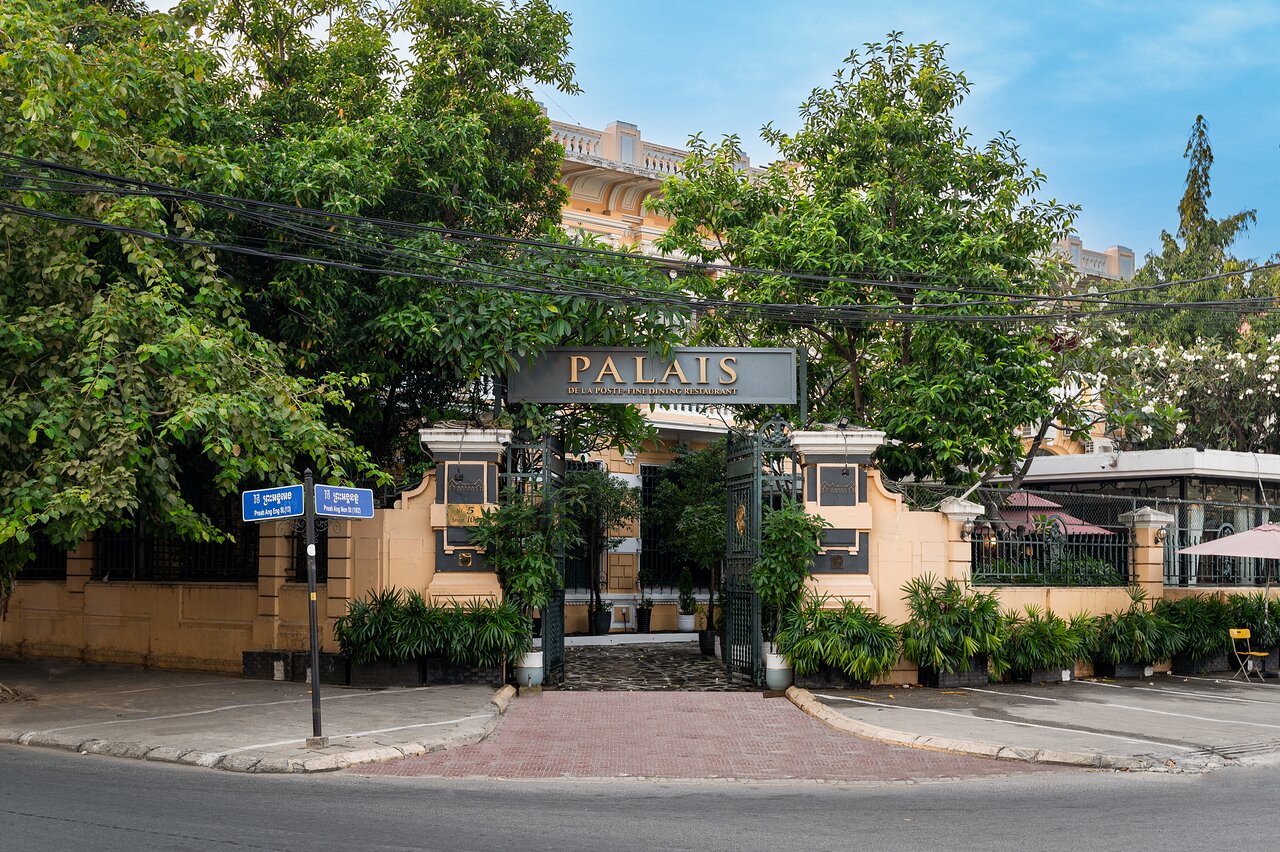 La Vie de Palais