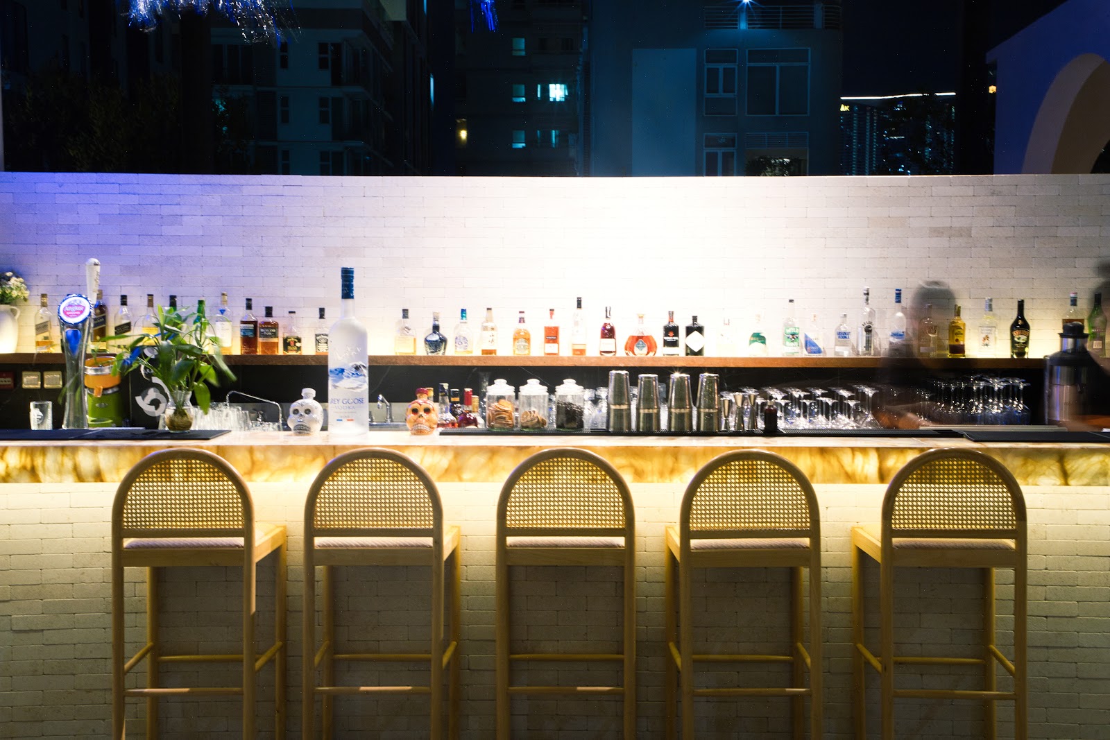 Lantern Restaurant & Bar