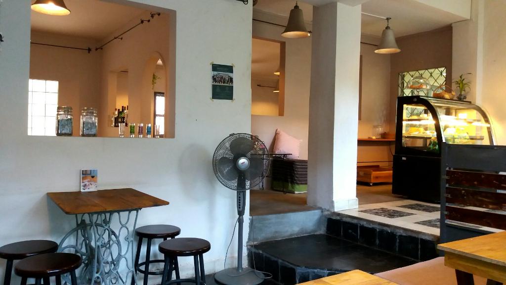 Le Point Café