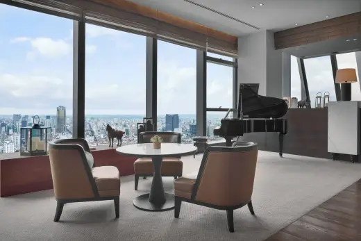 Living Room, Cafe