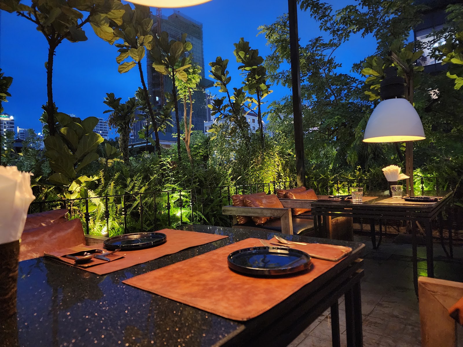 Mesa Restaurant, Phnom Penh