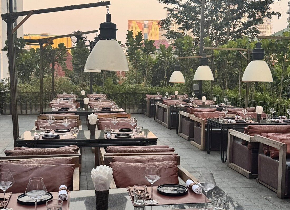 Mesa Restaurant - Phnom Penh photo 4