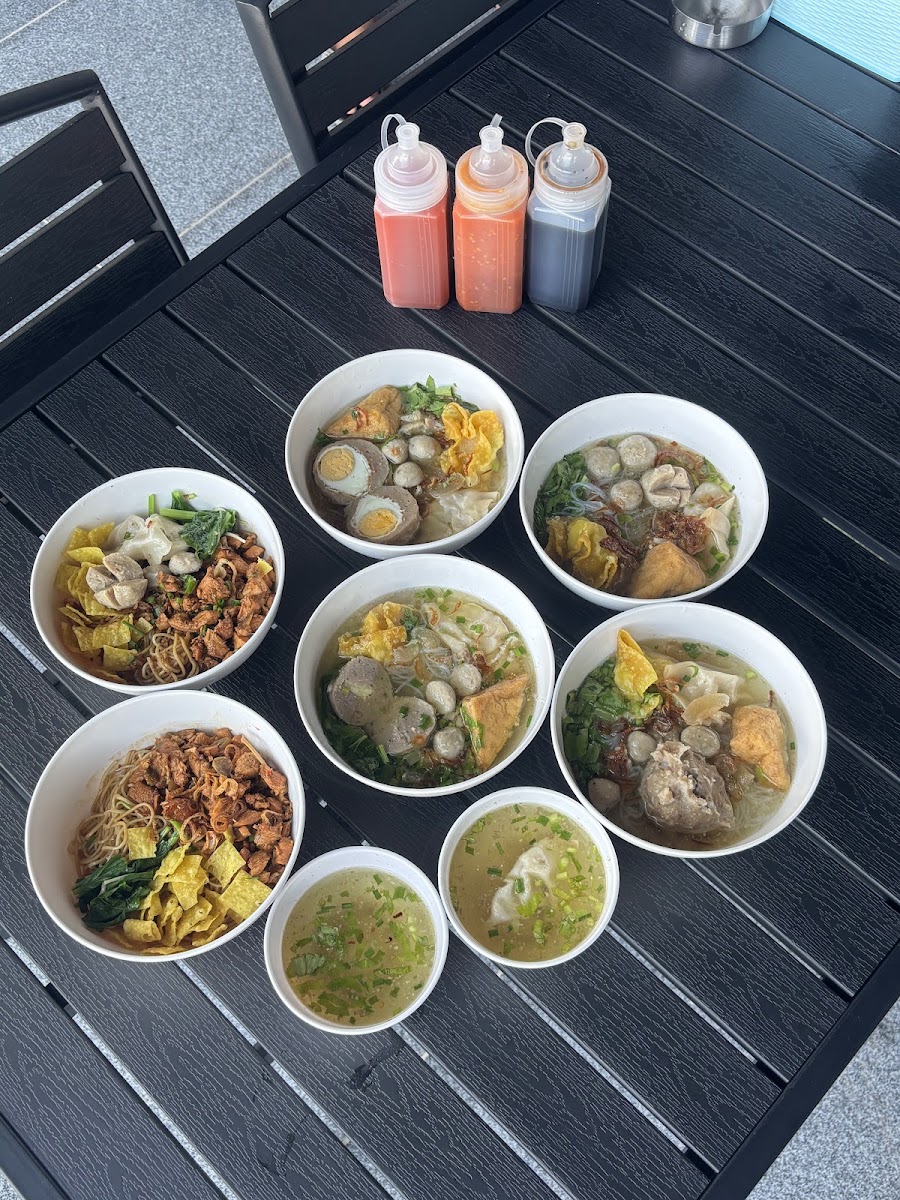 Nongki Nongki Indonesian Food Sihanoukville photo 2