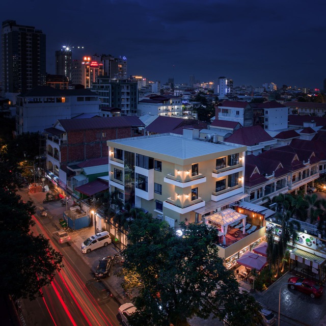 Old Durbar Restaurant-Sky Bar & Hotel photo 5