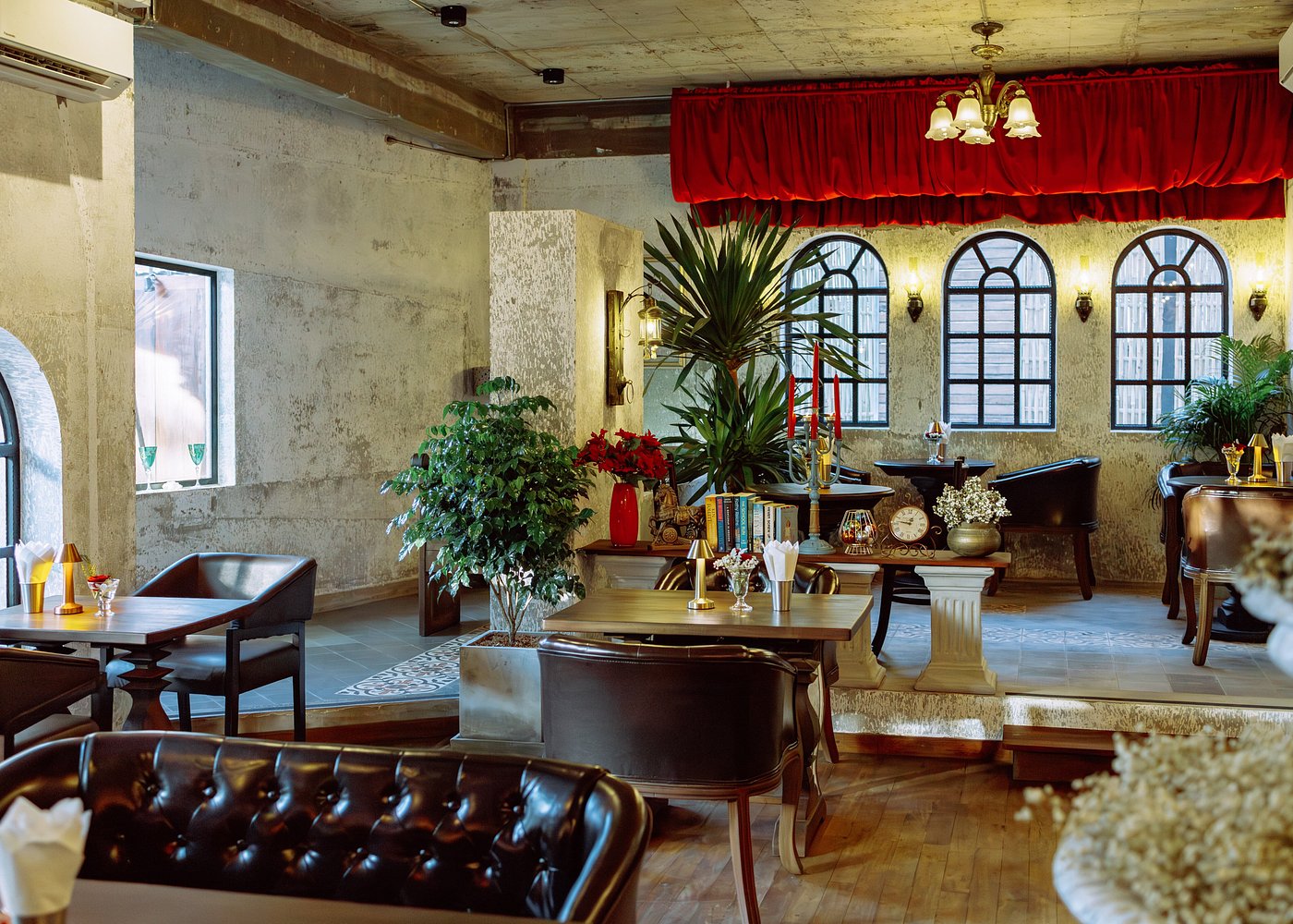 Old Maison Eatery photo 3