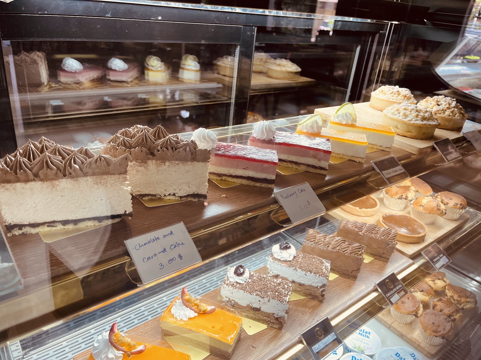 Paris Bakery Phnom Penh photo 5