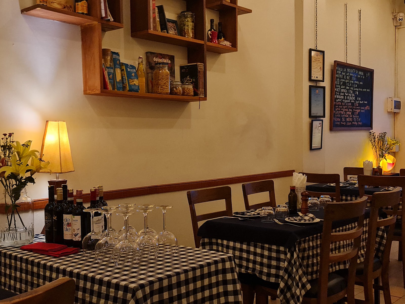 Pop Italian Restaurant
