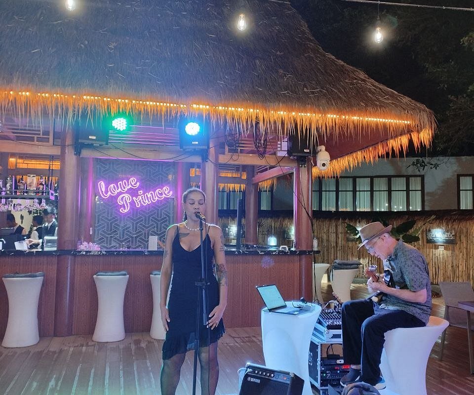 Prince Beach Club photo 2