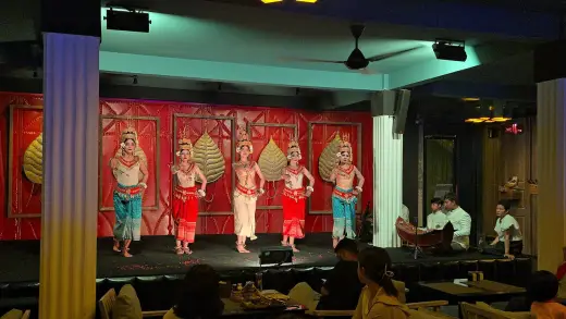 Robam Pub Street - Dance Show, Asian, Healthy, Cambodian