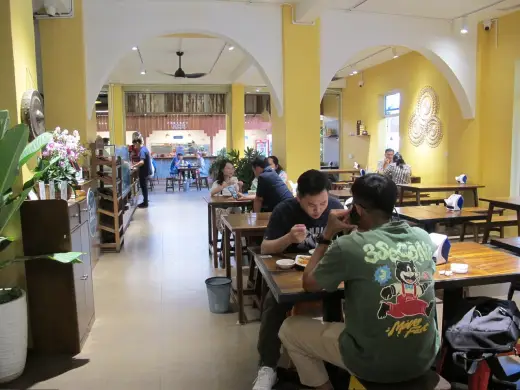 Romdeng Restaurant, Asian, Cambodian