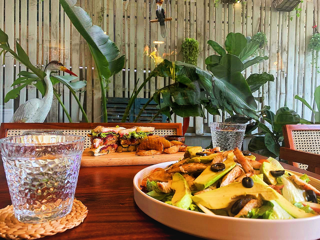 selapak coffee and eatery photo 4