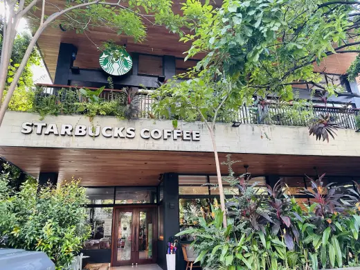 Starbucks (BKK1), restaurant in Phnom Penh