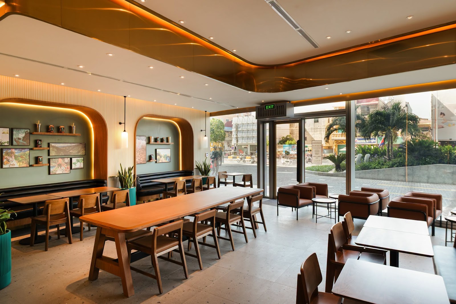 Starbucks - BKK photo 4