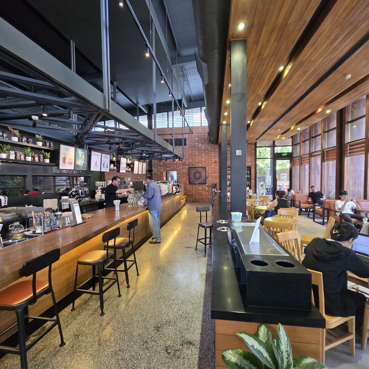 Starbucks | Bokor photo 4