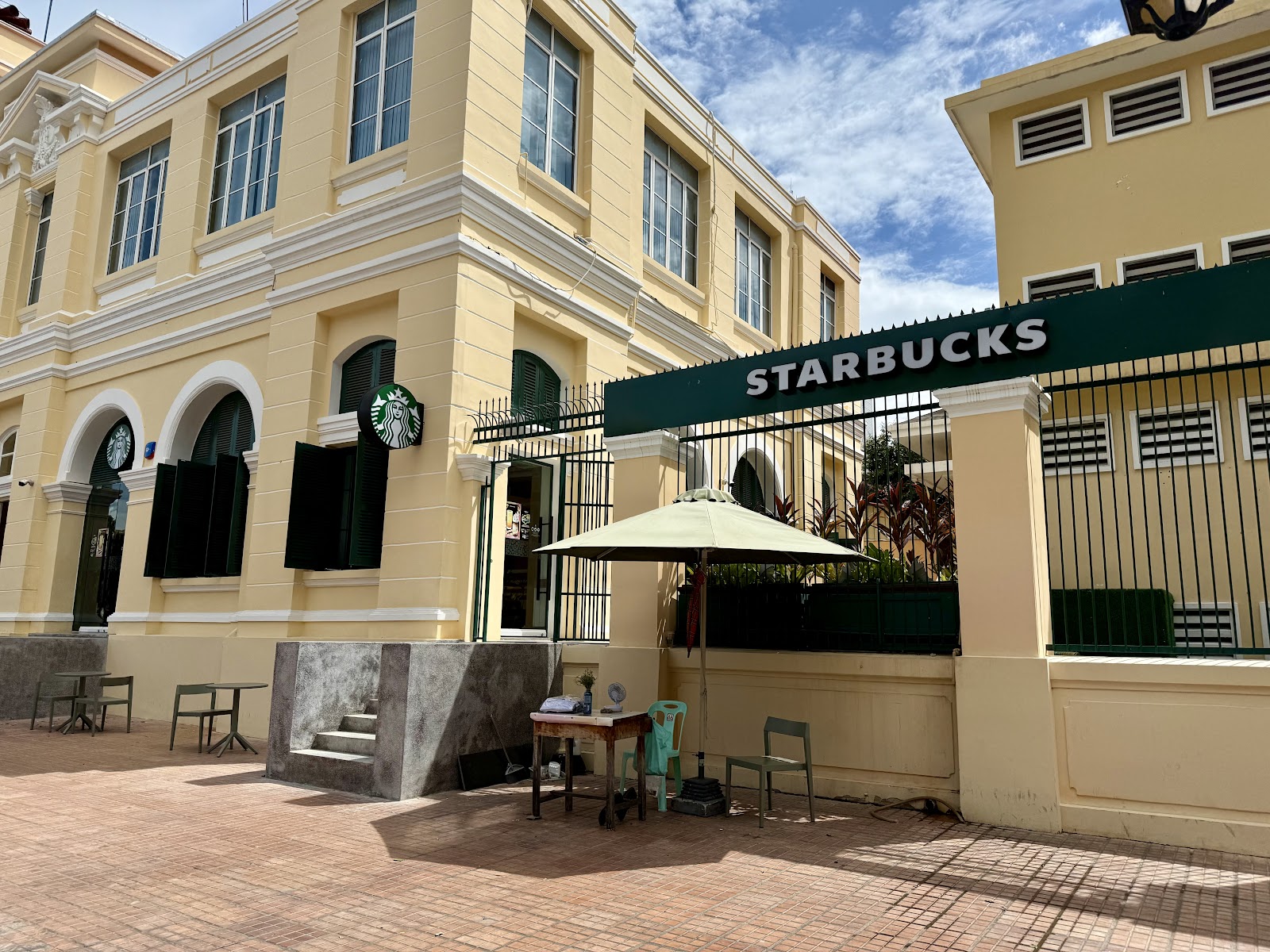 Starbucks Cambodia Post Office Square photo 4