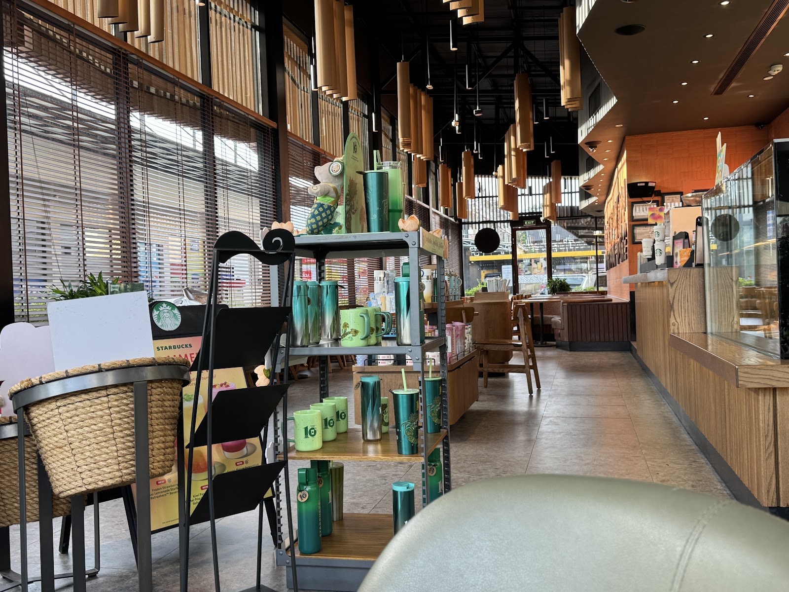Starbucks | Chroy Changva photo 5