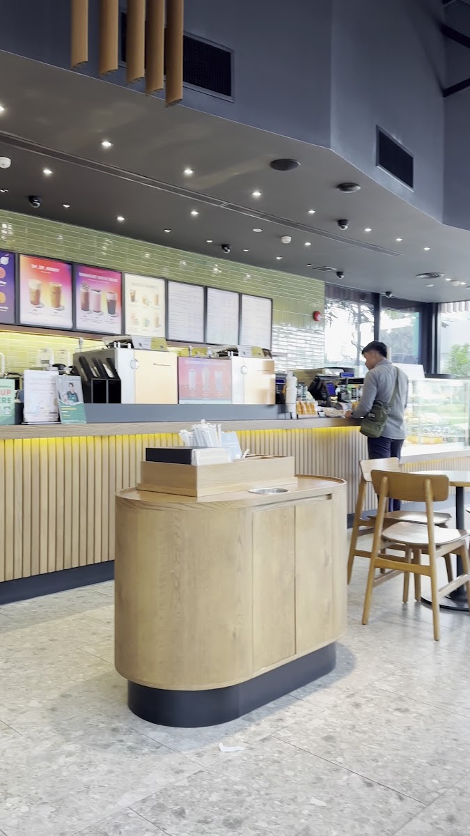 Starbucks | Chroy Changva photo 3