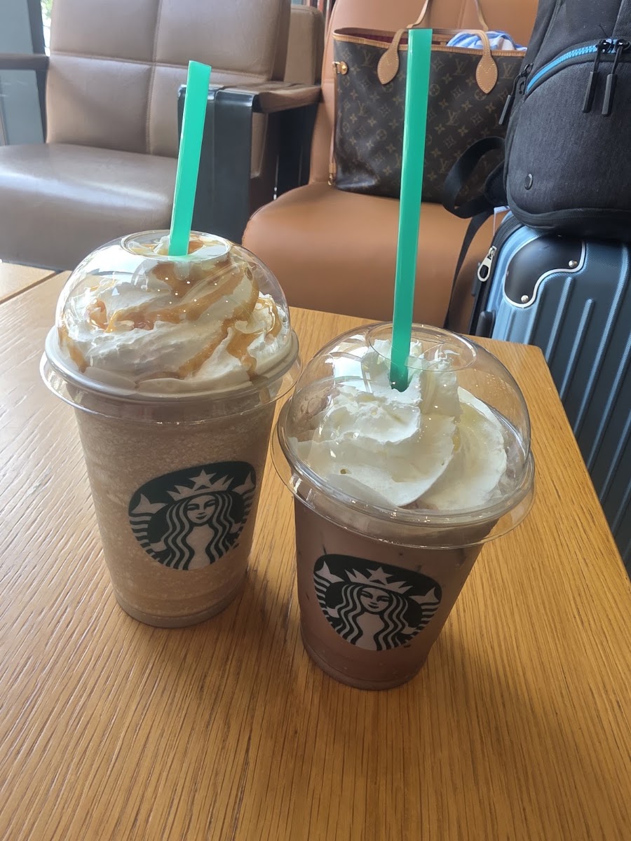 Starbucks | The Bridge Tower photo 4