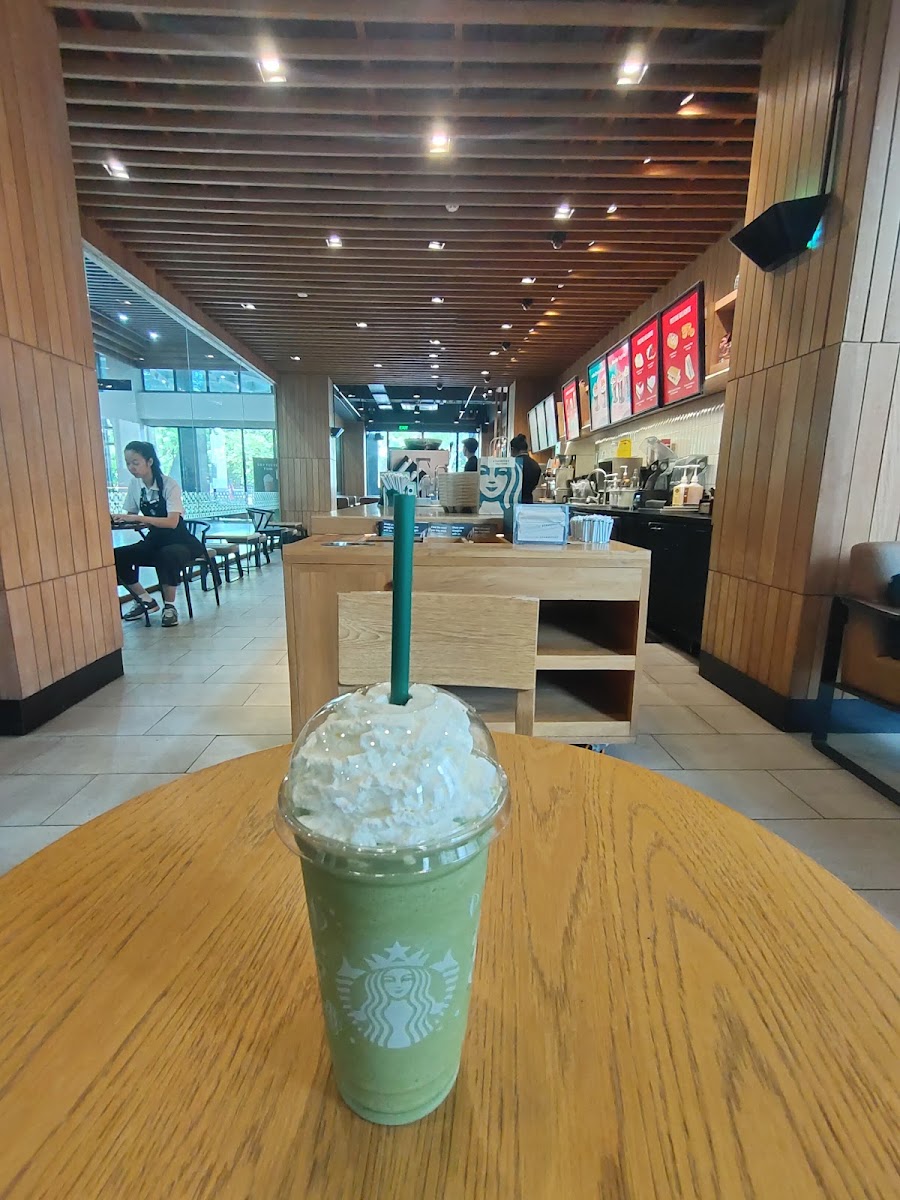 Starbucks | TK Royal One photo 3