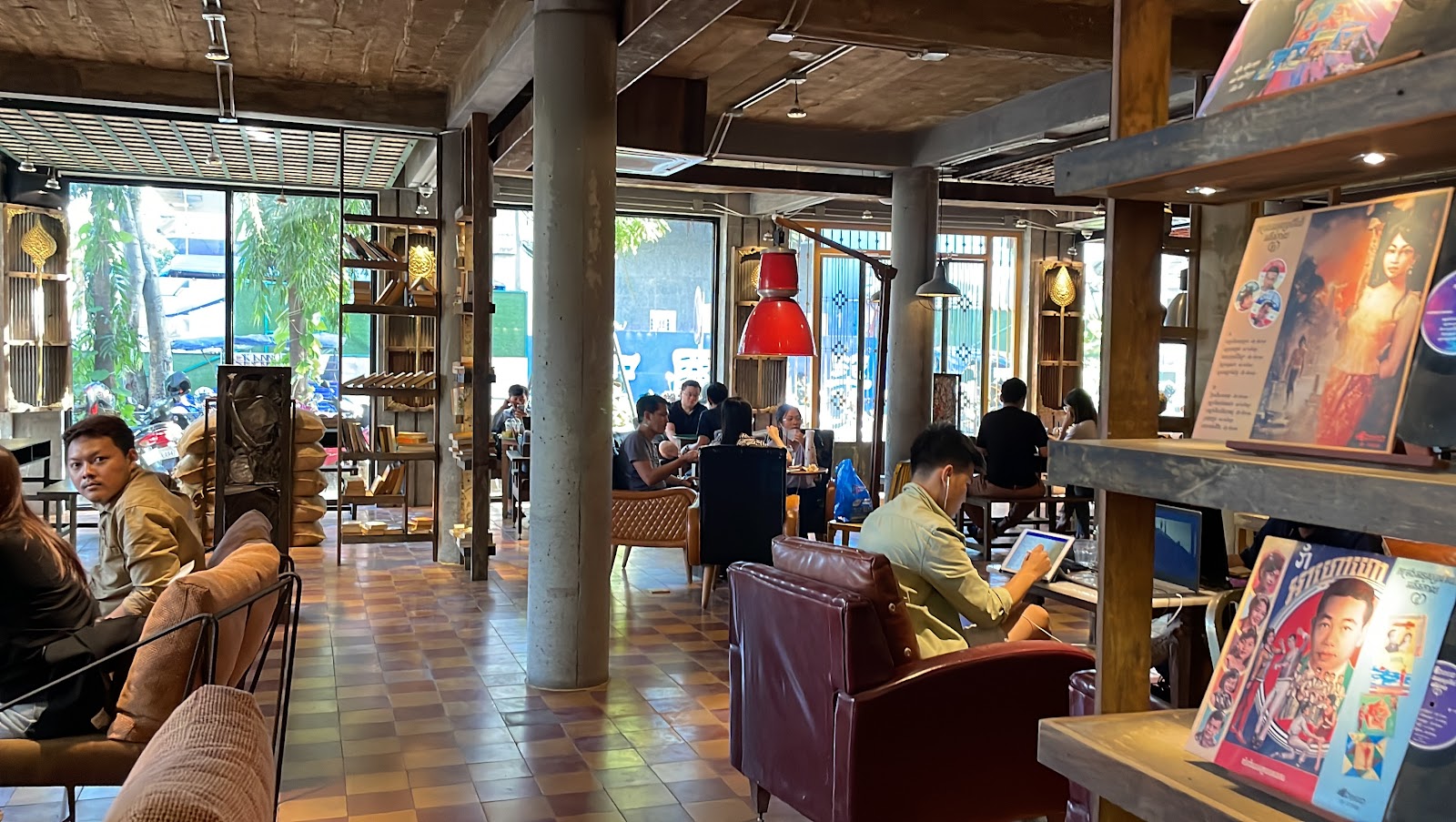 Temple Coffee And Bakery Bokor