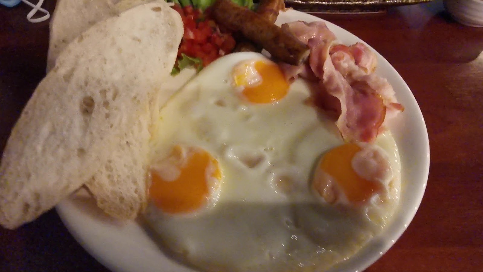 The Wine Bakery (24 Hours) Restaurant, Cafe & Bar - TTP photo 2